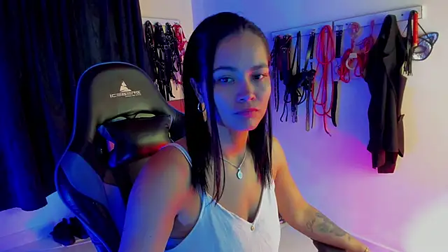 scarlet-kennedy98 online show from September 12, 2025, 9:15 pm