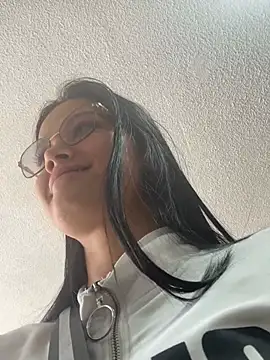 Snapshot of scarlet-kennedy98 chatting on February 20, 2026, 7:03 pm scarlet-kennedy98 online show from February 20, 2026, 7:03 pm