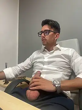 masterboss  online show from September 25, 2025, 11:25 am