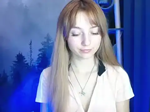 LuciaYoung online show from January 7, 2025, 10:19 pm