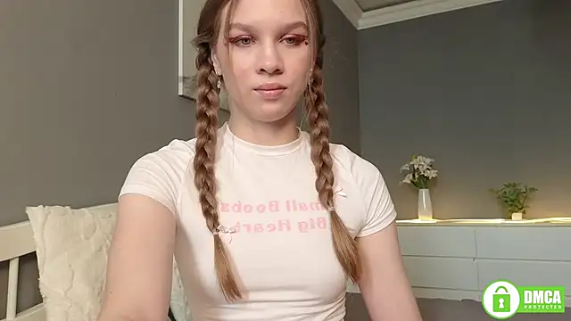 CutieBeauty online show from September 20, 2025, 9:43 am