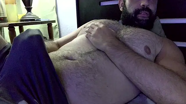 machoathome online show from December 17, 2024, 4:01 am