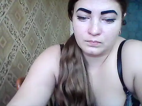 Elizabeth Meow online show from November 16, 2025, 7:47 am