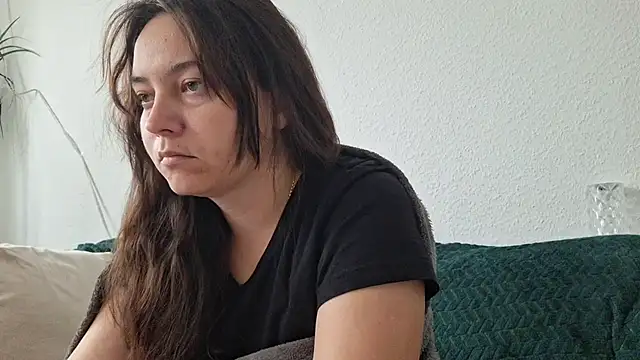 Cyndee Winter online show from October 11, 2025, 12:04 pm