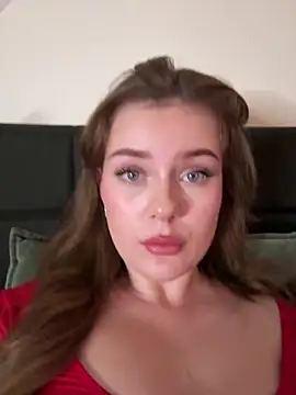 Snapshot of MaribelRiver chatting on December 31, 2024, 5:07 pm MaribelRiver online show from December 31, 2024, 5:07 pm