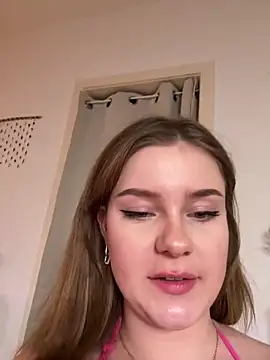 Snapshot of MaribelRiver chatting on February 13, 2025, 8:55 pm MaribelRiver online show from February 13, 2025, 8:55 pm