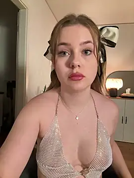 Snapshot of MaribelRiver chatting on September 29, 2025, 7:30 pm MaribelRiver online show from September 29, 2025, 7:30 pm