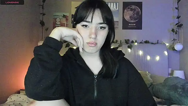 Snapshot of Anisawithlove chatting on December 12, 2024, 5:04 pm Anisawithlove online show from December 12, 2024, 5:04 pm