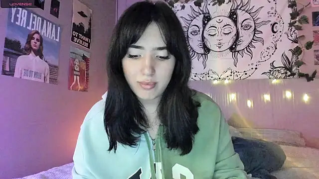 Snapshot of Anisawithlove chatting on December 30, 2024, 8:15 pm Anisawithlove online show from December 30, 2024, 8:15 pm