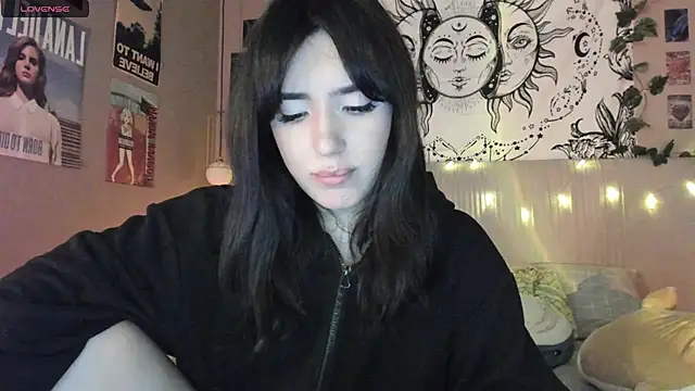 Snapshot of Anisawithlove chatting on January 13, 2025, 3:36 pm Anisawithlove online show from January 13, 2025, 3:36 pm