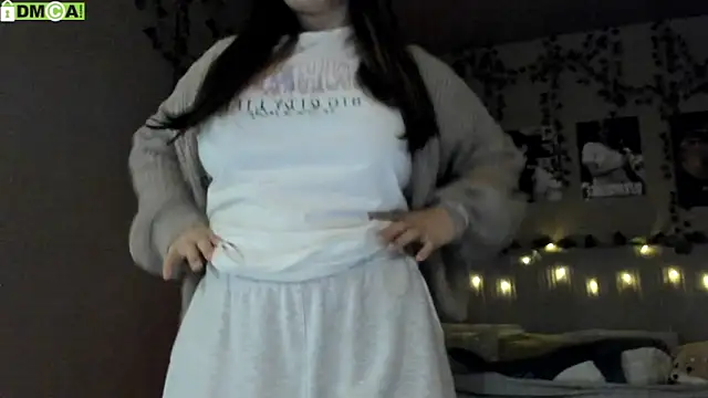 Snapshot of Anisawithlove chatting on October 25, 2025, 5:04 am Anisawithlove online show from October 25, 2025, 5:04 am