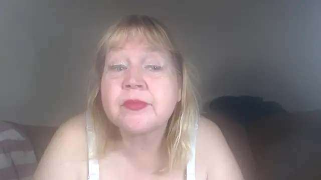 Blasflittchen online show from December 23, 2024, 5:32 pm