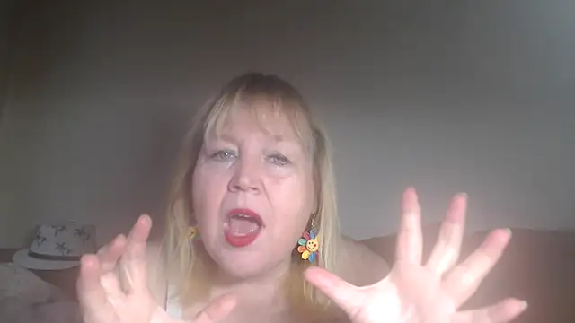 Blasflittchen online show from January 29, 2025, 2:32 pm