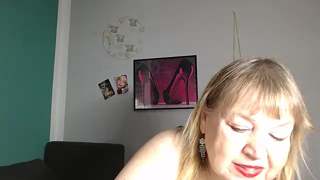 Blasflittchen online show from October 13, 2025, 10:26 am