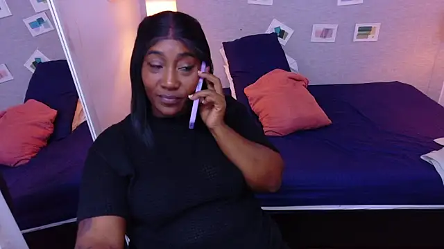 Snapshot of kiara_evanss chatting on May 2, 2026, 12:54 pm kiara evanss online show from May 2, 2026, 12:54 pm