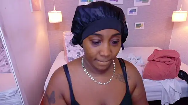 Snapshot of kiara_evanss chatting on May 7, 2026, 12:16 am kiara evanss online show from May 7, 2026, 12:16 am