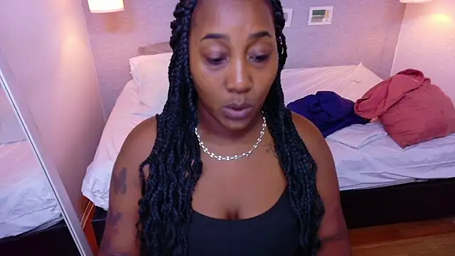 Snapshot of kiara_evanss chatting on June 19, 2026, 3:44 am kiara evanss online show from June 19, 2026, 3:44 am