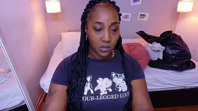 Snapshot of kiara_evanss chatting on June 20, 2026, 3:53 am kiara evanss online show from June 20, 2026, 3:53 am