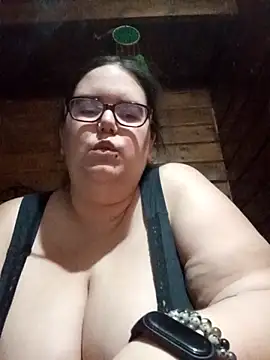 gatitabuena-90 online show from April 11, 2026, 1:43 am