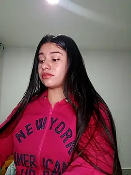 Snapshot of tara20_ chatting on September 25, 2025, 4:38 am tara20 online show from September 25, 2025, 4:38 am