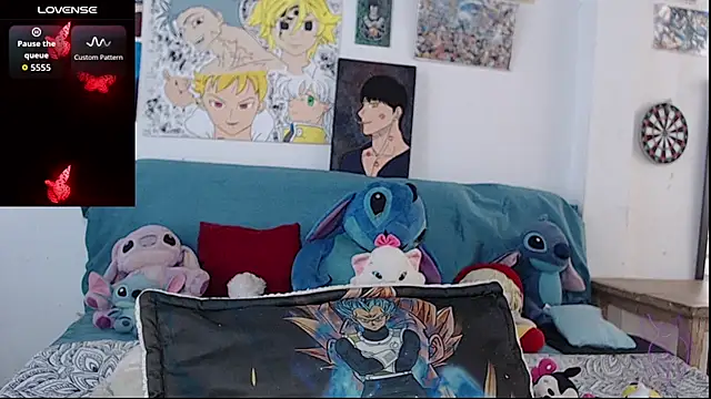 kitty22  online show from October 6, 2025, 2:47 pm