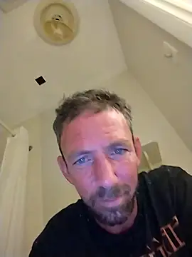 Treemandude online show from November 23, 2025, 11:04 pm