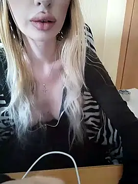 Elza kom online show from February 22, 2025, 7:23 am