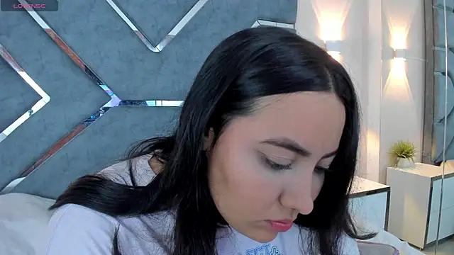 Snapshot of LucciaPorter chatting on September 27, 2025, 7:41 pm LucciaPorter online show from September 27, 2025, 7:41 pm