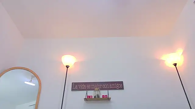 Sofhia cruz online show from March 1, 2025, 12:39 am