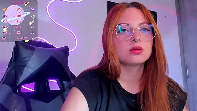 izyzys baker online show from February 13, 2025, 9:49 pm