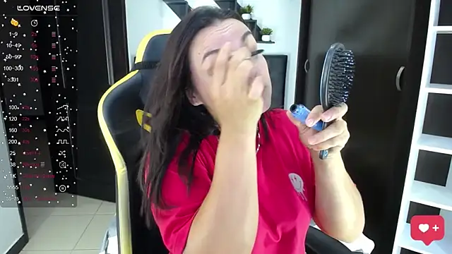 kendalladam online show from October 23, 2025, 8:18 pm