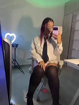 RavenM8 online show from February 25, 2026, 12:53 am