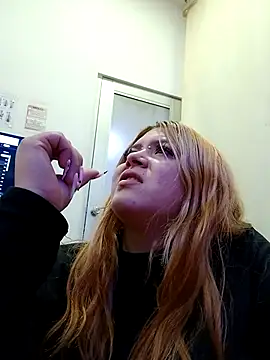 sara winehouse1 online show from December 9, 2024, 4:12 am