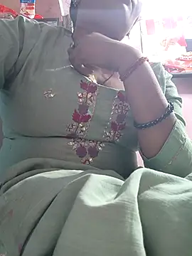 Ritasingh-0461 online show from June 10, 2026, 9:19 am