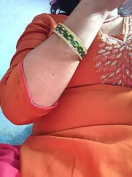 Snapshot of Ritasingh-0461 chatting on August 4, 2026, 5:59 pm Ritasingh-0461 online show from August 4, 2026, 5:59 pm