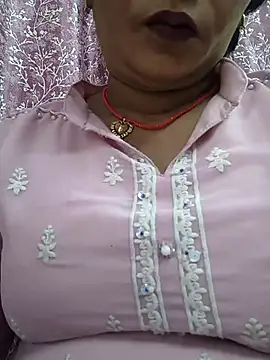 Snapshot of Ritasingh-0461 chatting on August 9, 2026, 7:35 am Ritasingh-0461 online show from August 9, 2026, 7:35 am