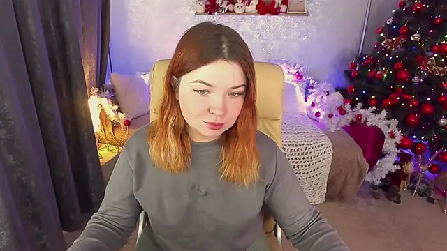 Snapshot of RosieMoons chatting on January 5, 2025, 6:46 am RosieMoons online show from January 5, 2025, 6:46 am