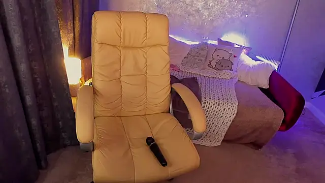 Snapshot of RosieMoons chatting on January 14, 2025, 5:23 pm RosieMoons online show from January 14, 2025, 5:23 pm