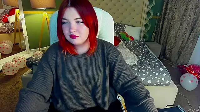 Snapshot of RosieMoons chatting on February 15, 2025, 5:41 am RosieMoons online show from February 15, 2025, 5:41 am