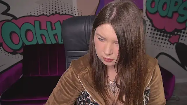 Snapshot of RosieMoons chatting on September 15, 2025, 1:00 pm RosieMoons online show from September 15, 2025, 1:00 pm