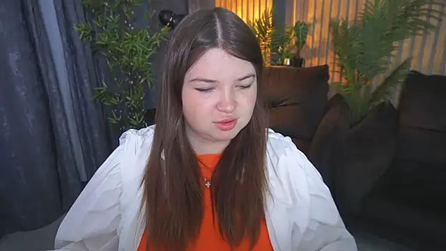 Snapshot of RosieMoons chatting on October 3, 2025, 7:22 pm RosieMoons online show from October 3, 2025, 7:22 pm