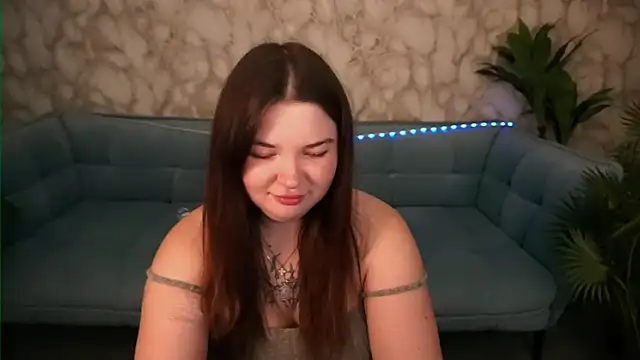 RosieMoons online show from November 5, 2025, 8:31 pm