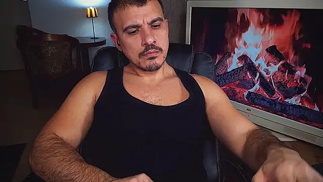 officeman7 online show from January 20, 2025, 5:06 pm