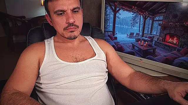 officeman7 online show from February 14, 2025, 4:09 pm