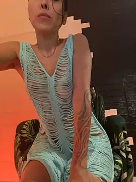 IzanamiTime online show from December 18, 2024, 5:59 am