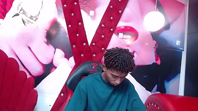 sexy blacks  online show from September 26, 2025, 12:31 pm