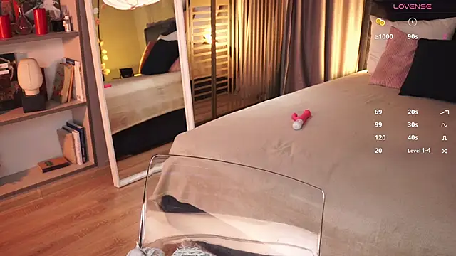 askaudrey  online show from February 20, 2025, 5:07 pm