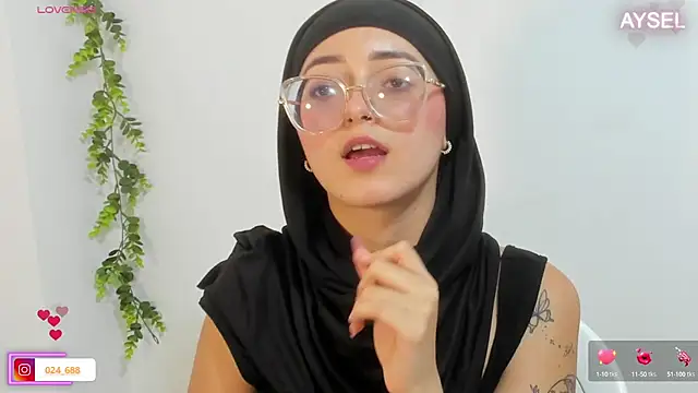 aysel elid online show from February 5, 2025, 9:18 pm