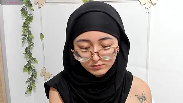 aysel elid online show from April 24, 2026, 10:23 pm