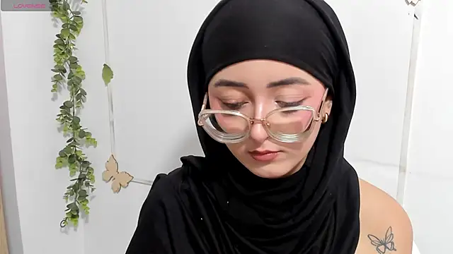 aysel elid online show from April 26, 2026, 11:02 pm